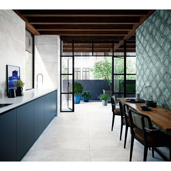 Плитка APARICI GLASS BLUE PAVE 7×201×201