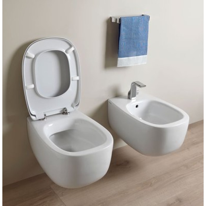 Унитаз подвесной безободковый Flaminia Bonola goclean BN118G