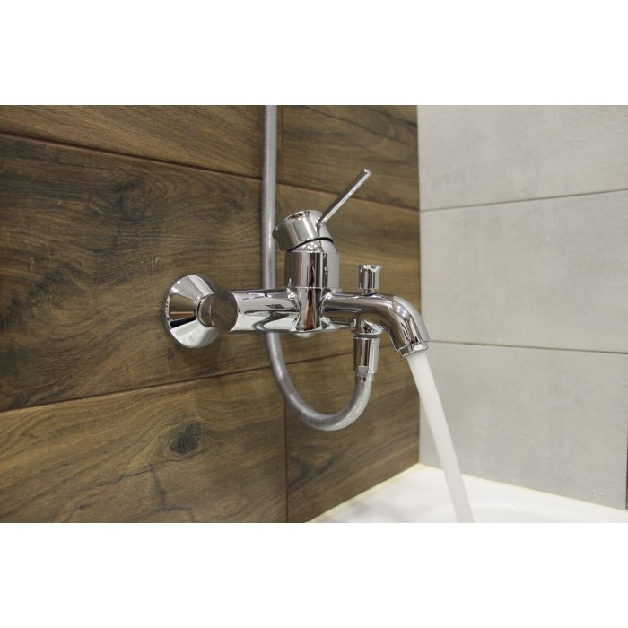 Grohe BauClassic Смеситель однорычажный для ванны (32865000) Grohe BauClassic Смеситель однорычажный для ванны (32865000)