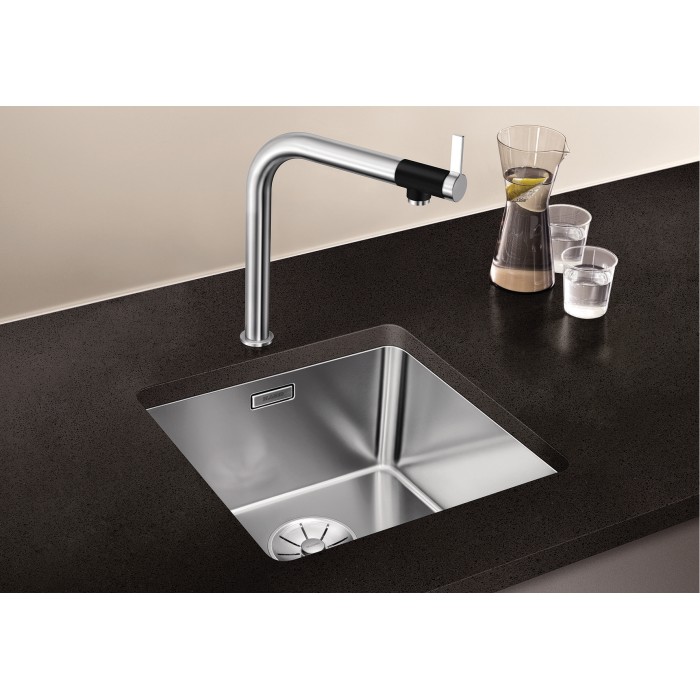 Смеситель кухонный Blanco VONDA нержавеющая сталь полированная 518435