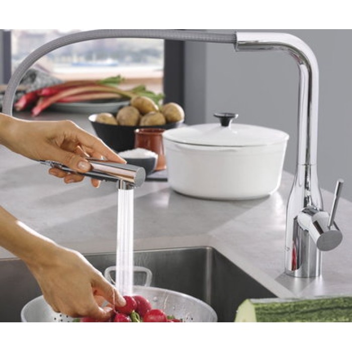 Смеситель для кухни Grohe Essence 30270000