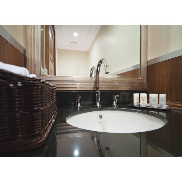 Grohe Atrio Cмеситель для раковины однорычажный на 3 отверстия M-Size (20009000)