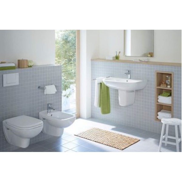Плитка керамогранит Подвесной безободковый унитаз Duravit Rimless D-Code 2570090000 для пола