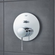 Grohe Essence Смеситель однорычажный на 2 выхода (24058001)