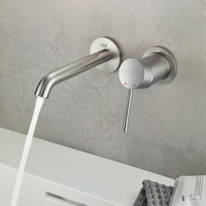 Смеситель для раковины Grohe Essence M-Size 19408DC1