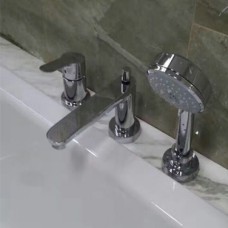 Grohe BauEdge Смеситель однорычажный для ванны на 3 отверстия (25117000)