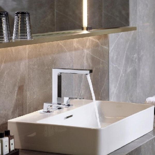 Смеситель для раковины на 3 отверстия Hansgrohe Metropol 160 74515000