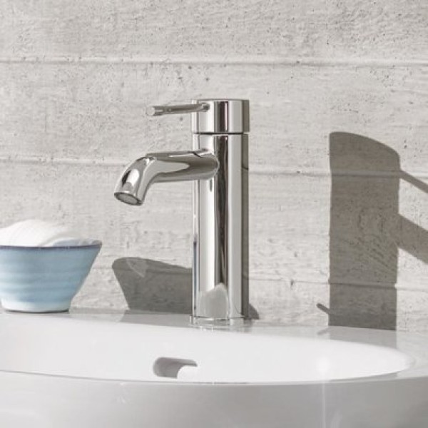 Смеситель для раковины Grohe Essence S-Size 23591001