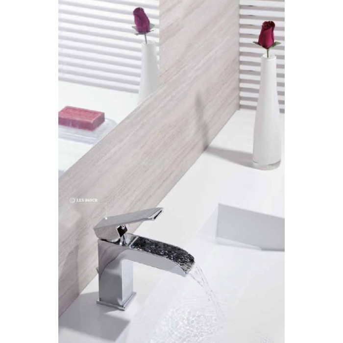 Смеситель для раковины Paffoni Level (LES065CR)