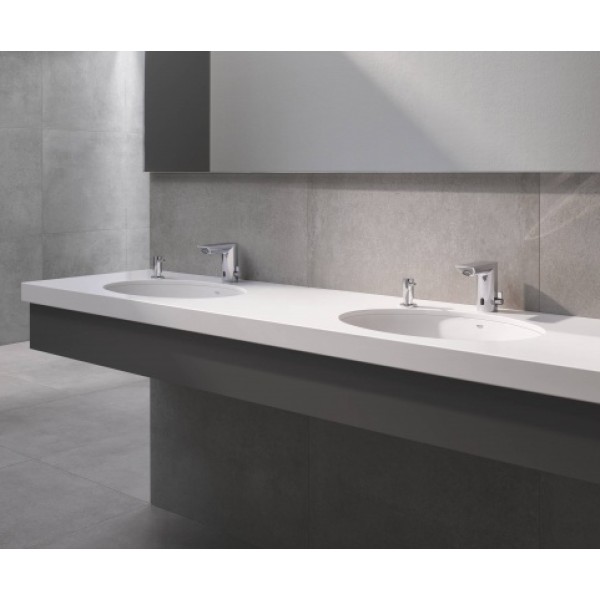 Grohe Bau Cosmopolitan E Смеситель сенсорный для раковиныы со смешиванием воды (36453000)
