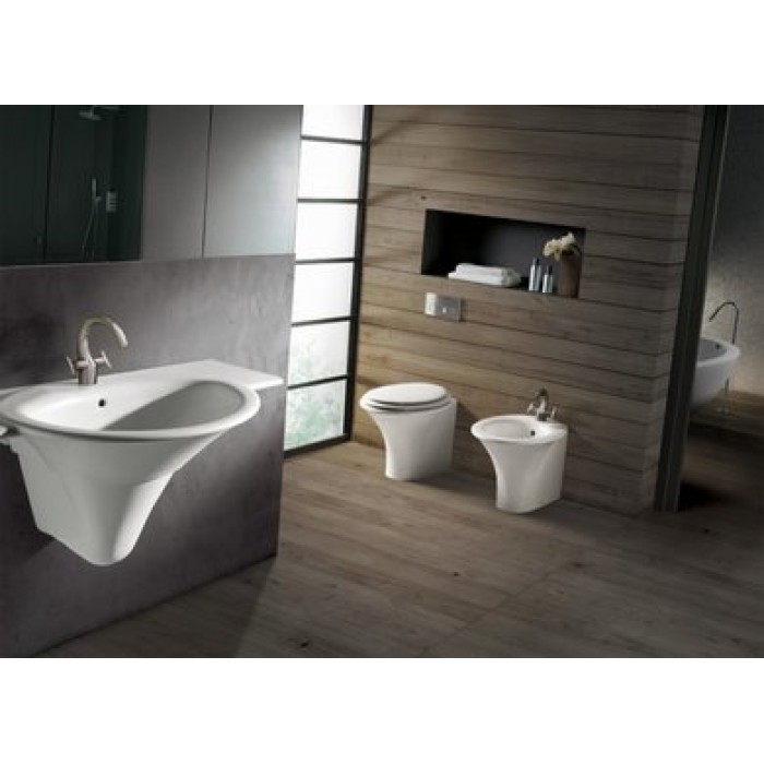 Пристенный унитаз Hatria Sculture (YxZ301) Пристенный унитаз Hatria Sculture (YxZ301)