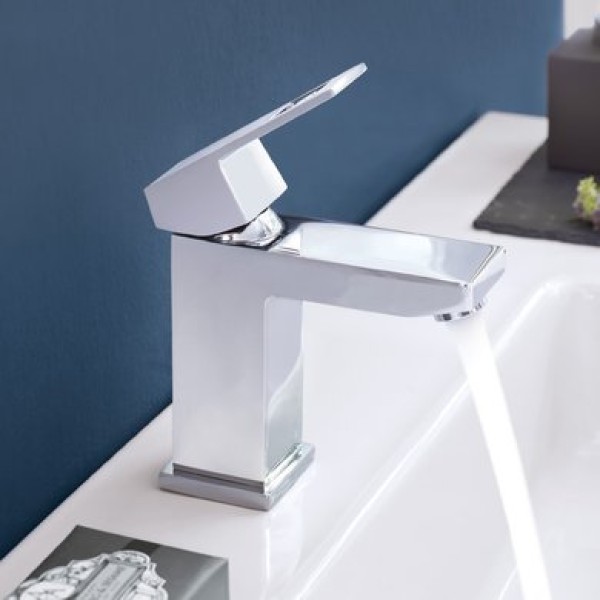 Смеситель для раковины Grohe Eurocube S-Size 23132000