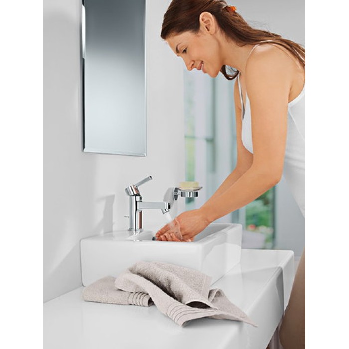 Смеситель для раковины Grohe Eurocube M-Size 23446000