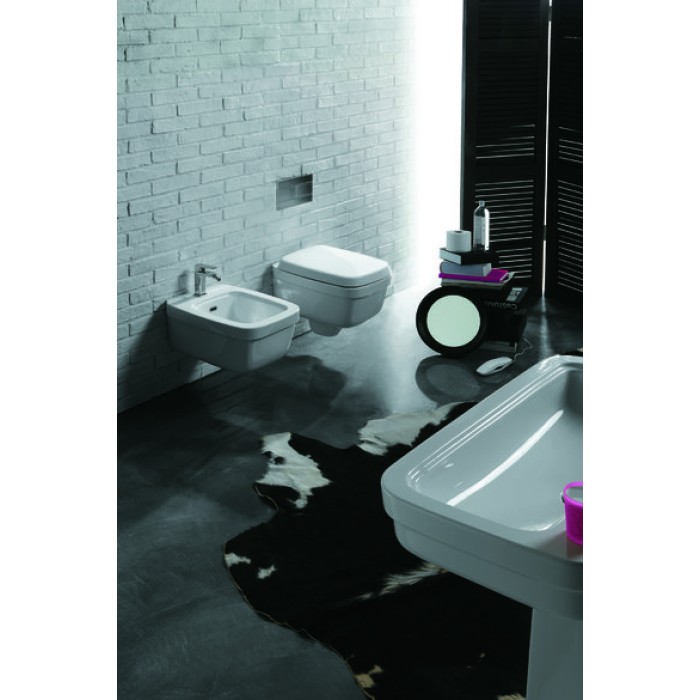 Подвесной унитаз Simas Evolution, bianco glossy (EVO 18) Подвесной унитаз Simas Evolution, bianco glossy (EVO 18)