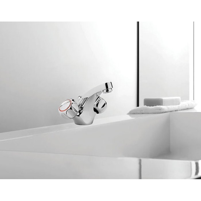 Смеситель для раковины Paffoni Nilo (NI075CR) Смеситель для раковины Paffoni Nilo (NI075CR)