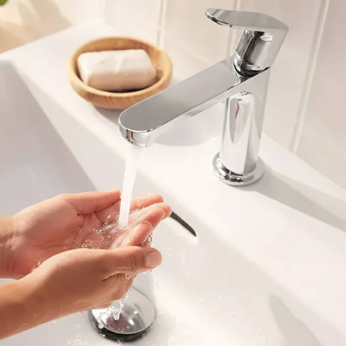 Змішувач для раковини Hansgrohe Rebris S CoolStart EcoSmart+ 72588000 хром