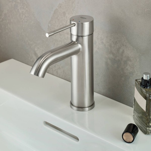 Змішувач для раковини Grohe Essence 24171001 хром
