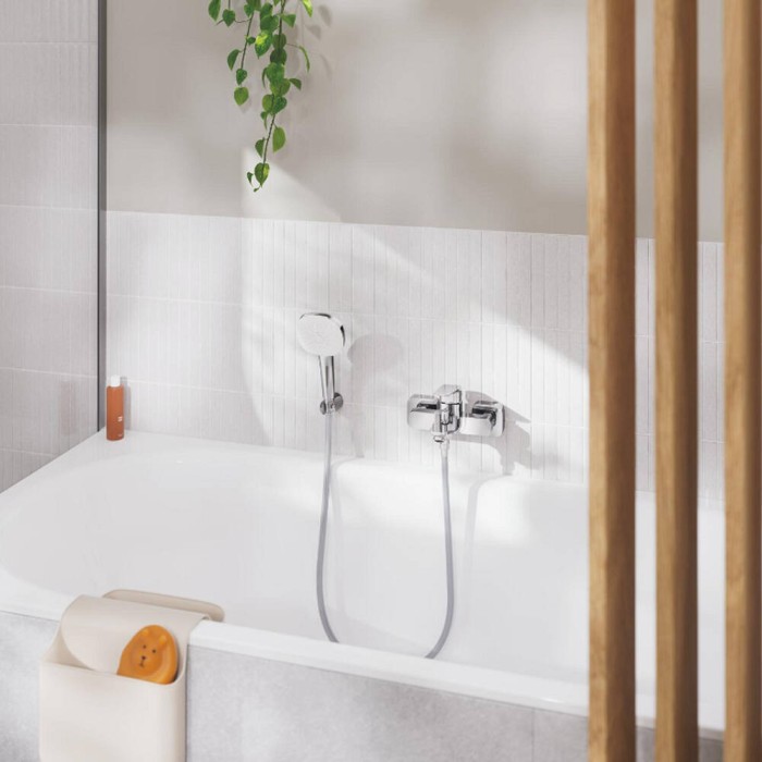 Змішувач для ванни Grohe Cubeo 1018140000 з душовим набором, хром Змішувач для ванни Grohe Cubeo 1018140000 з душовим набором, хром