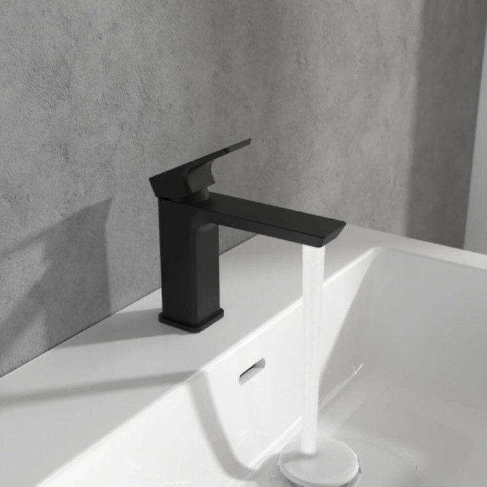 Змішувач для раковини Villeroy&Boch Subway 3.0 TVW112003000K5 чорний матовий