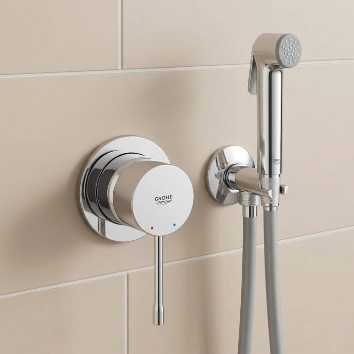 Гігієнічний душ Grohe Essence UA111197000 зі змішувачем прихованого монтажу, хром