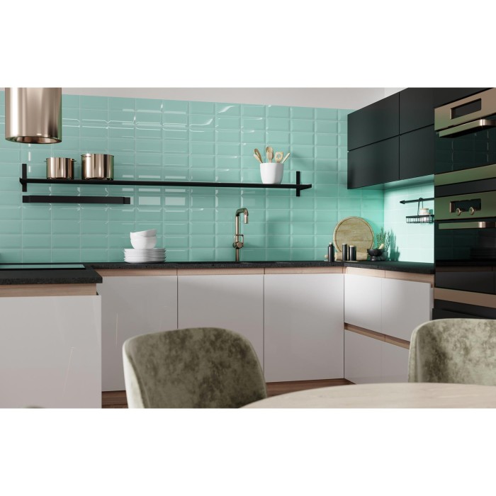 Плитка GOLDEN TILE METROTILES м'ятний 46L051 8×200×100